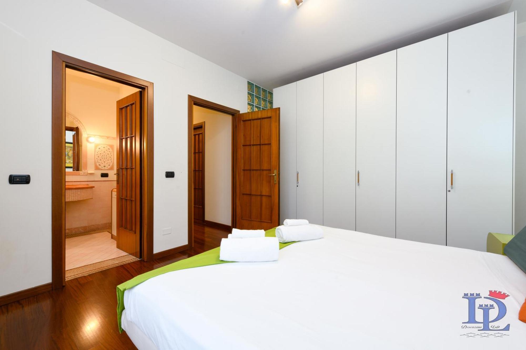 Desenzanoloft Official Partner Marriott Homes & Villas - Gardastar La Stella Del Lago Desenzano del Garda Exteriér fotografie